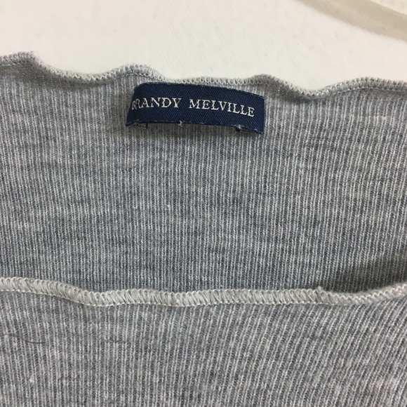 Brandy Melville Wynn top in Gray - Picture 4 of 12